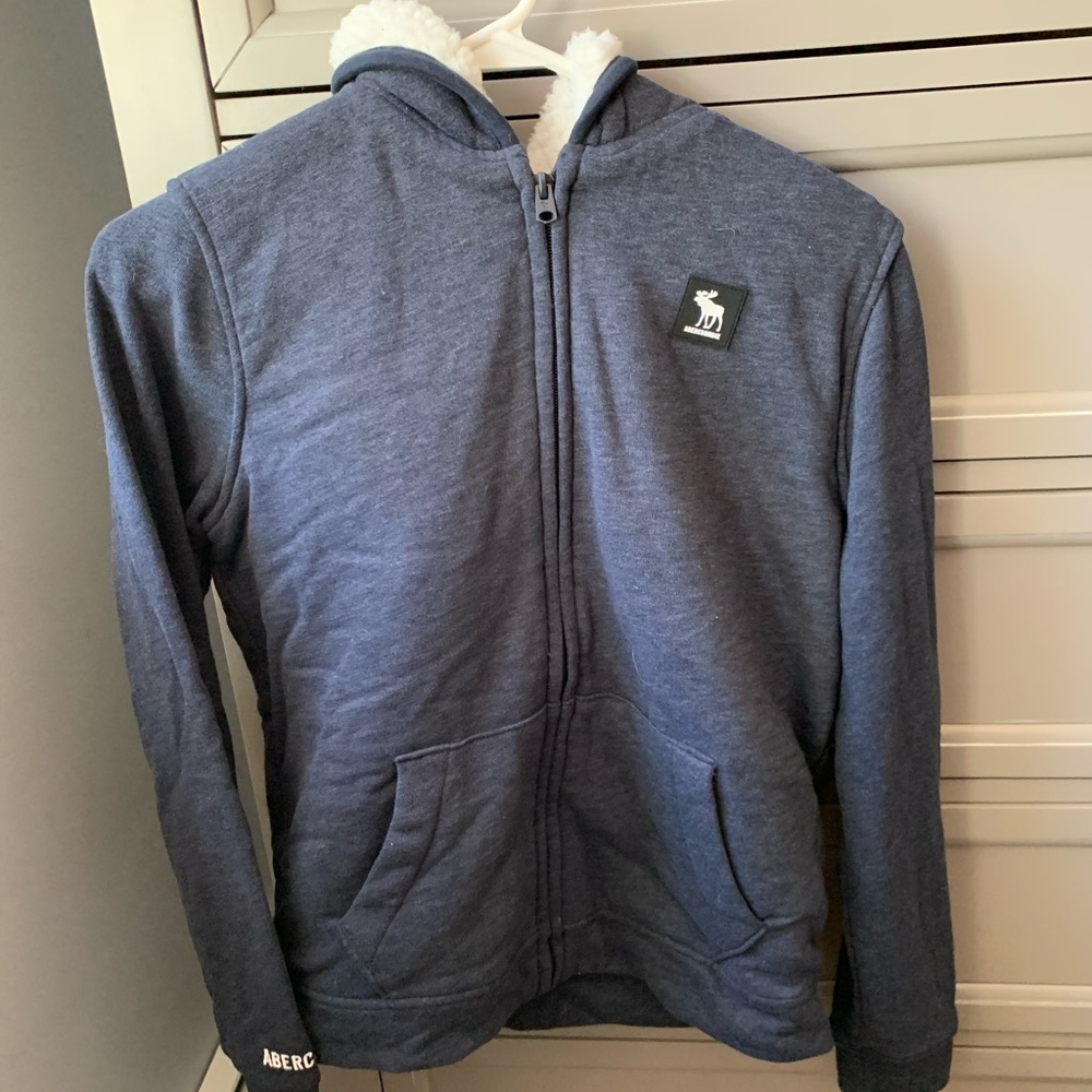 Abercrombie kids Sherpa zip up hoodie